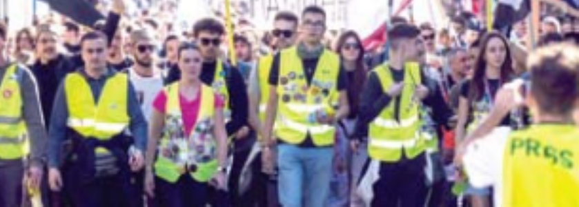 सर्बिया में ‘जेन -जी’ आंदाेलन के 16वें दिन जुटी भारी भीड़